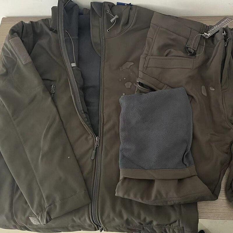 Conjunto Traje Tático Militar de Inverno Resistente e Impermeável - Jaqueta e Calça ArmyPlus - Loja Ofertazzi